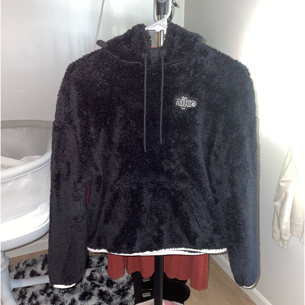Nike sweatshirt